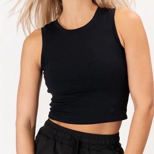 Black Workout Crop Top